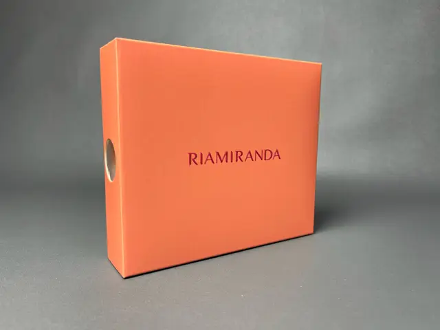 Softbox Sleeve — Riamiranda